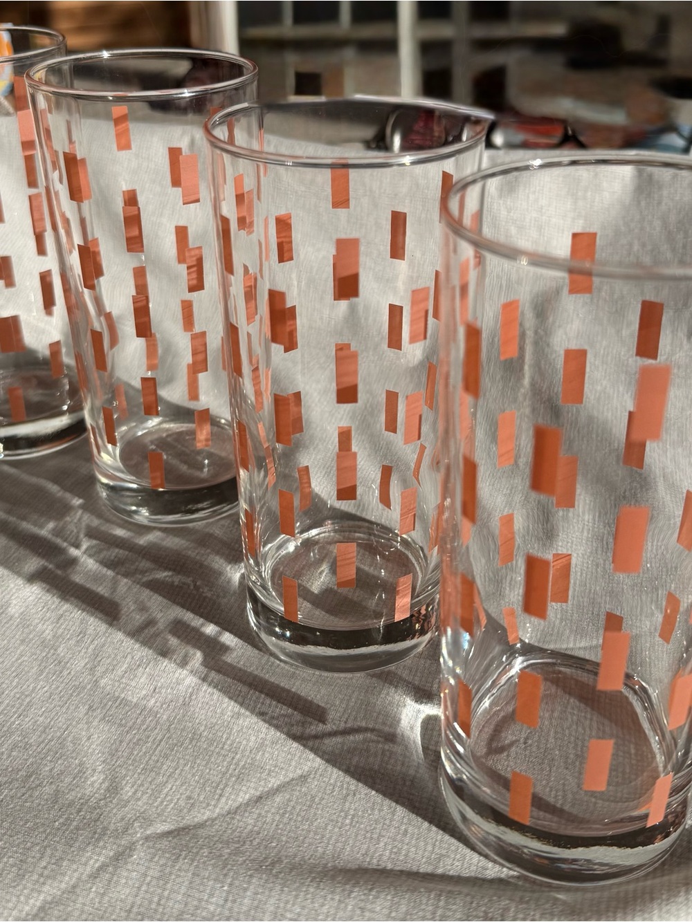 Set of 4 Vintage 1950s Peach Geometric 16 oz. Glass Tumblers + 1 ‘Rocks’ Glass